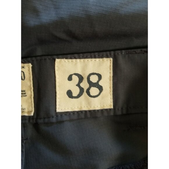 Bass Pro Red Head Shorts 36x10 Mens Athletic Hiking Outdoors Gray Zip Pockets - Picture 10 of 12